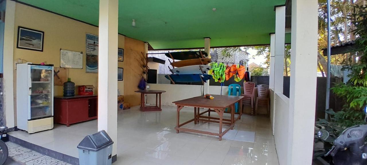 And Restaurant Homestay *